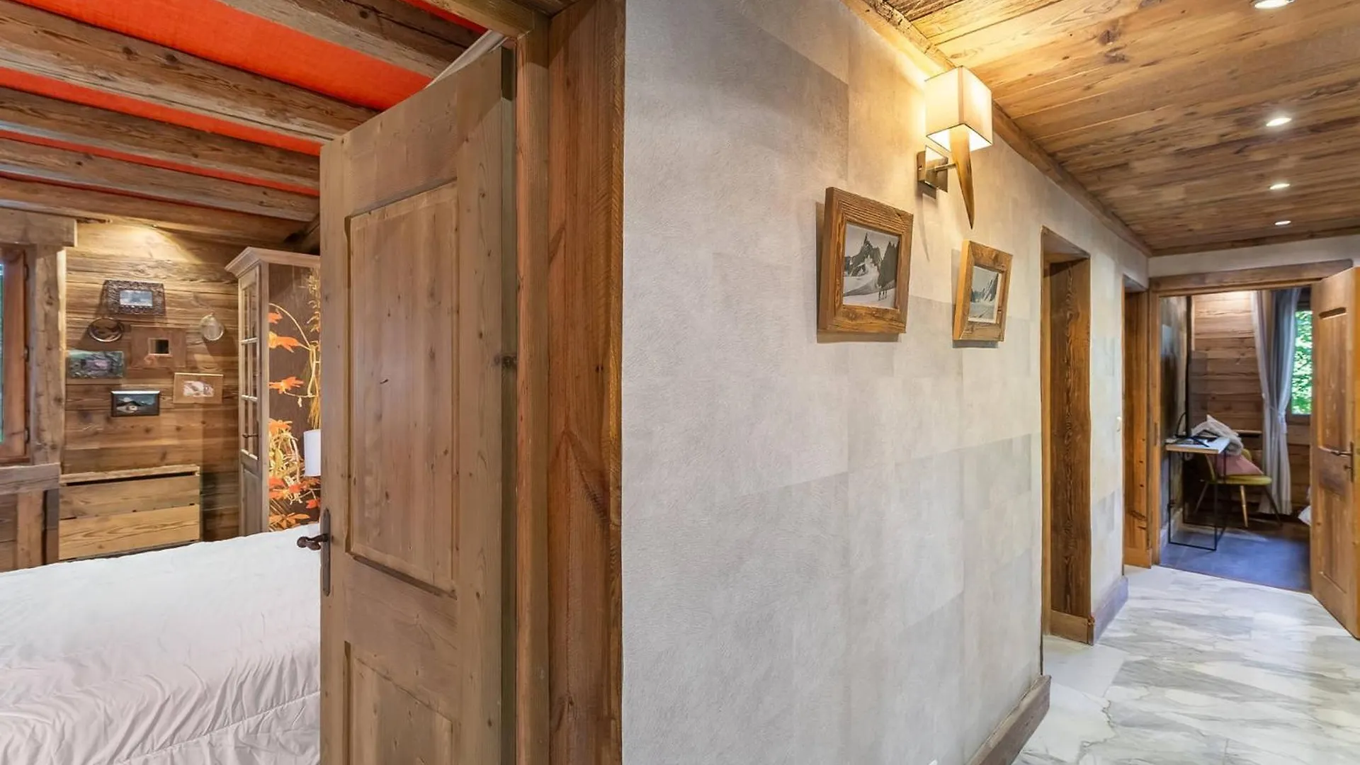 Chalet Haut-Savoyard Avec Jacuzzi A Megeve - Fr-1-569-135 Villa France