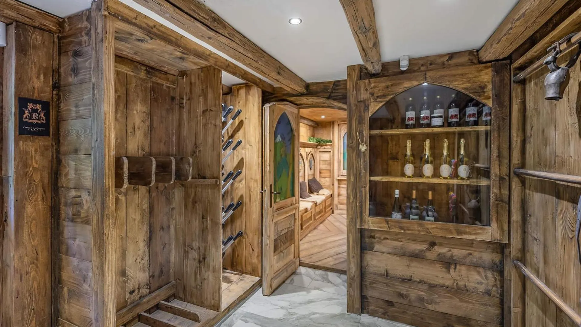 Chalet Haut-Savoyard Avec Jacuzzi A Megeve - Fr-1-569-135 Villa France